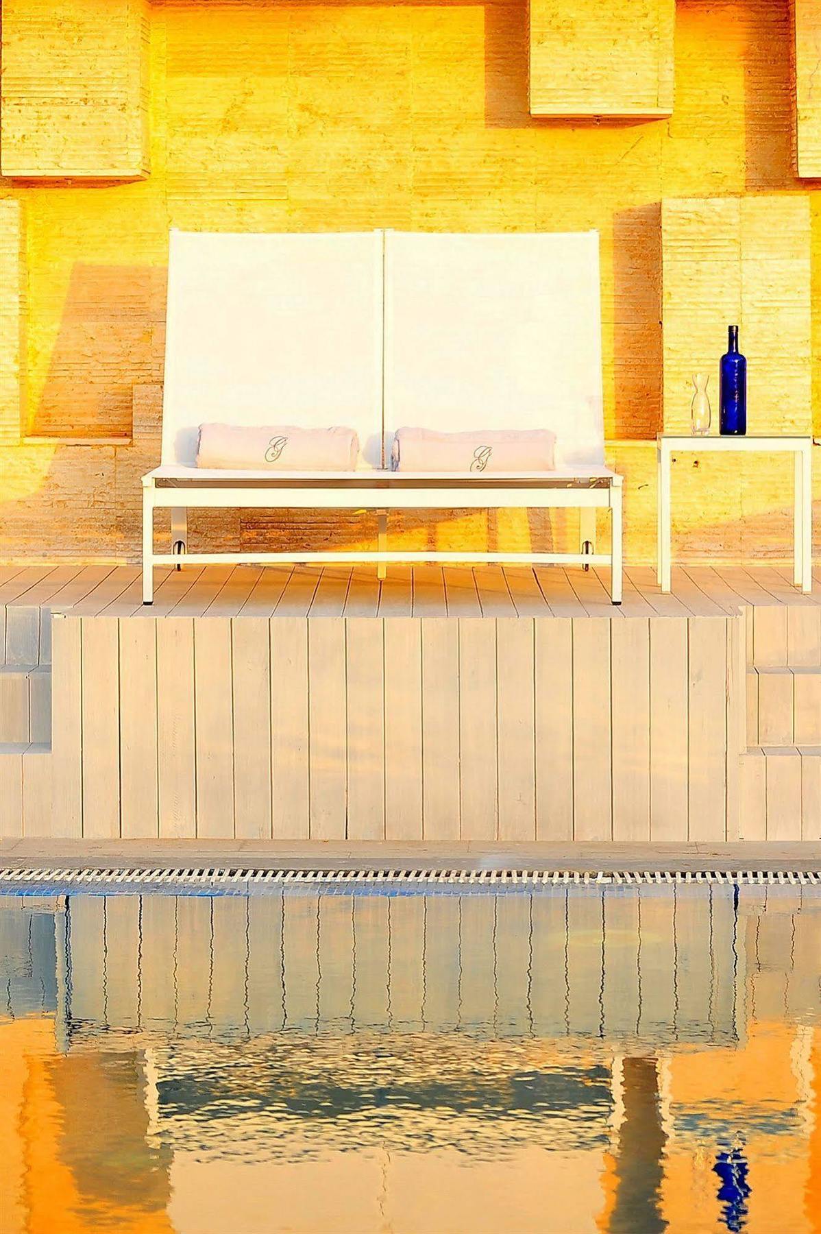 Sun City Hotel - The Gabriel Káhira Exteriér fotografie A rendering of a pool with a 3D model
